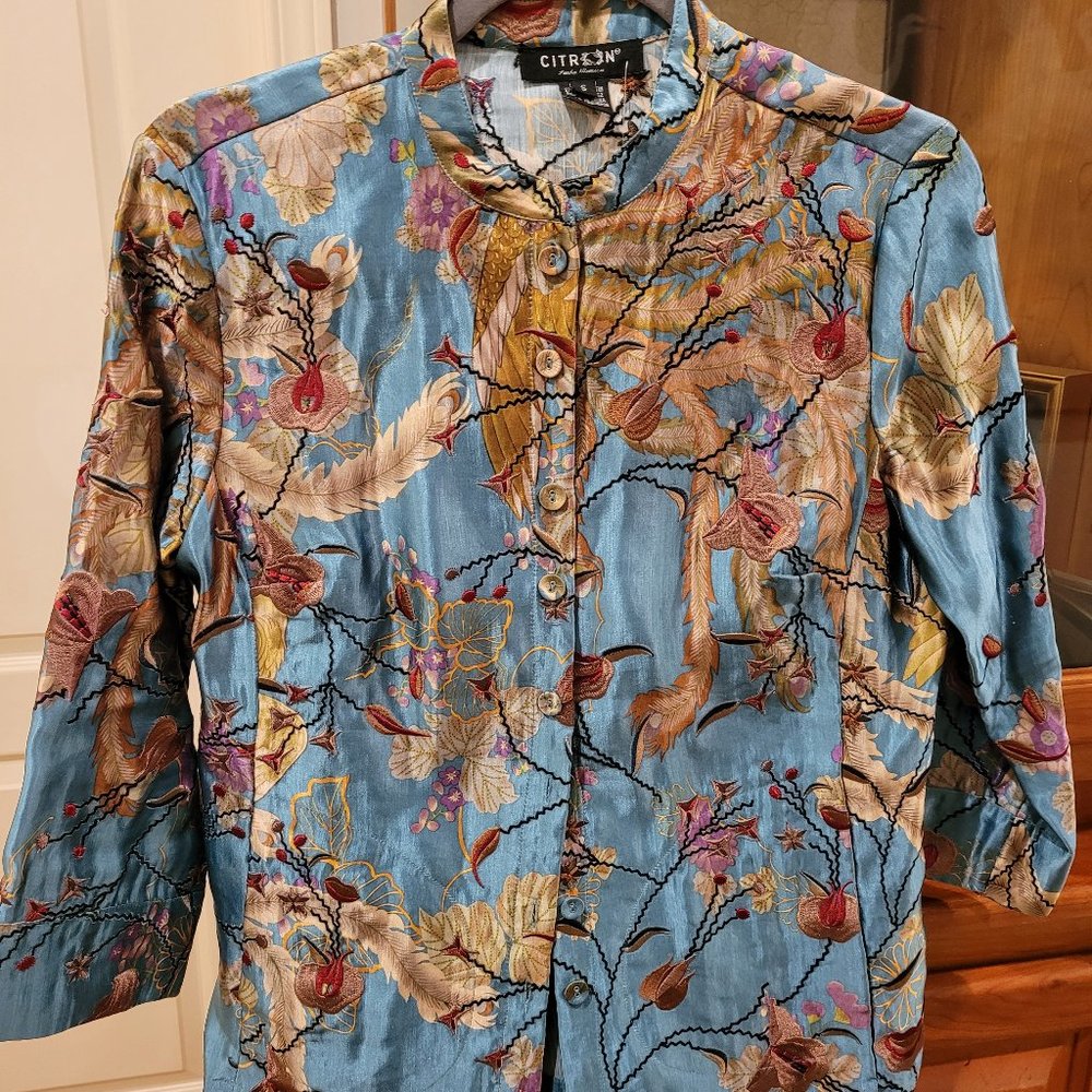 Stunning vintage linen / silk embroidered Jacket / blouse - NWT